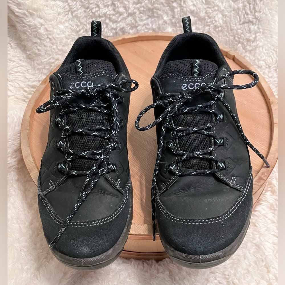 EUC ECCO Unisex Ulterra Gore-Tex Outdoor Hiking Leather Boot US 8-8.5/EU 39 - Picture 5 of 10